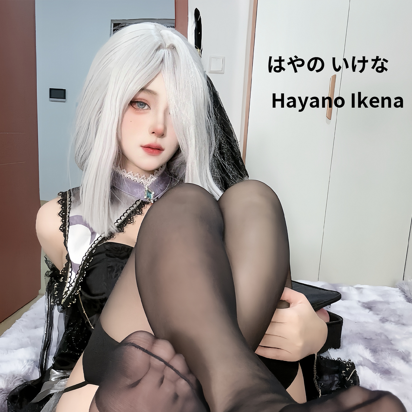 JMOON-はやの いけな / Hayano Ikena